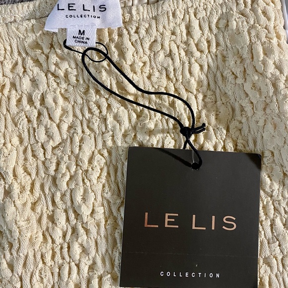 Cream Ruffled lace frill hem overlap detail shirred pencil mini skirt. PRETTY!😍 - Picture 14 of 16